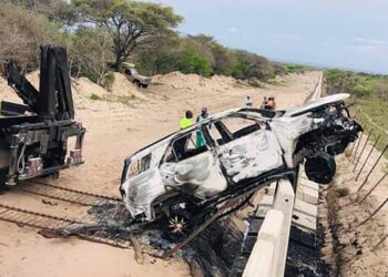 A Toyota Fortuner was being smuggled across the border with Mozambique in July 2021 when it missed the ramp and plunged into a jersey barrier.